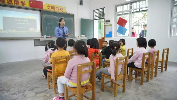 守初心 担使命 落实“一号检察建议”丨龙甫镇芙蓉村，我们来了